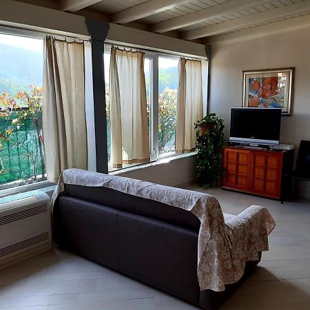 La Casa Dei 5 Castelli Apartment Aulla Bagian luar foto