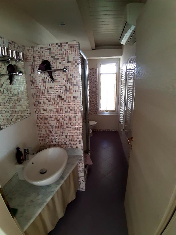 La Casa Dei 5 Castelli Apartment Aulla Bagian luar foto